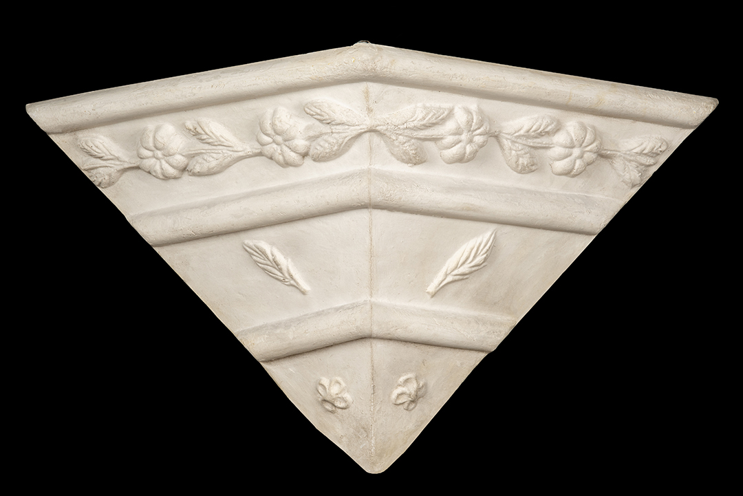 Decoración Floral Triángulo