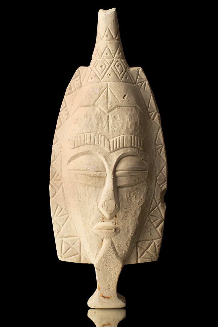 Máscara de yeso tradicional