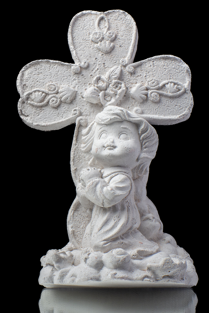 Creado en yeso: �ngel de la Cruz